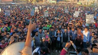 নেত্রকোনা-৩ আসনে আওয়ামী লীগের মনোনীত প্রার্থীর সমর্থকদের সন্ত্রাসী হামলার প্রতিবাদে স্বতন্ত্র   প্রার্থীর প্রতিবাদ সমাবেশ