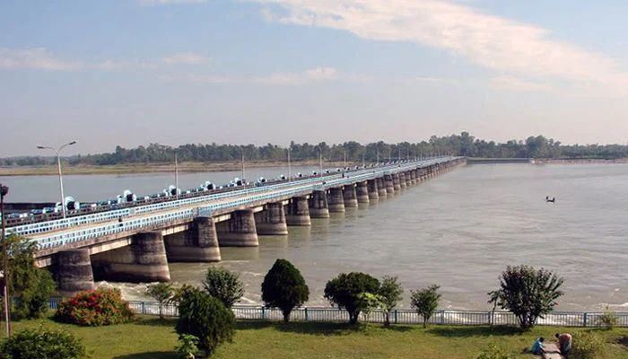 গঙ্গা (পদ্মা) ব্যারেজ প্রকল্প নিয়ে বাপার প্রশ্ন