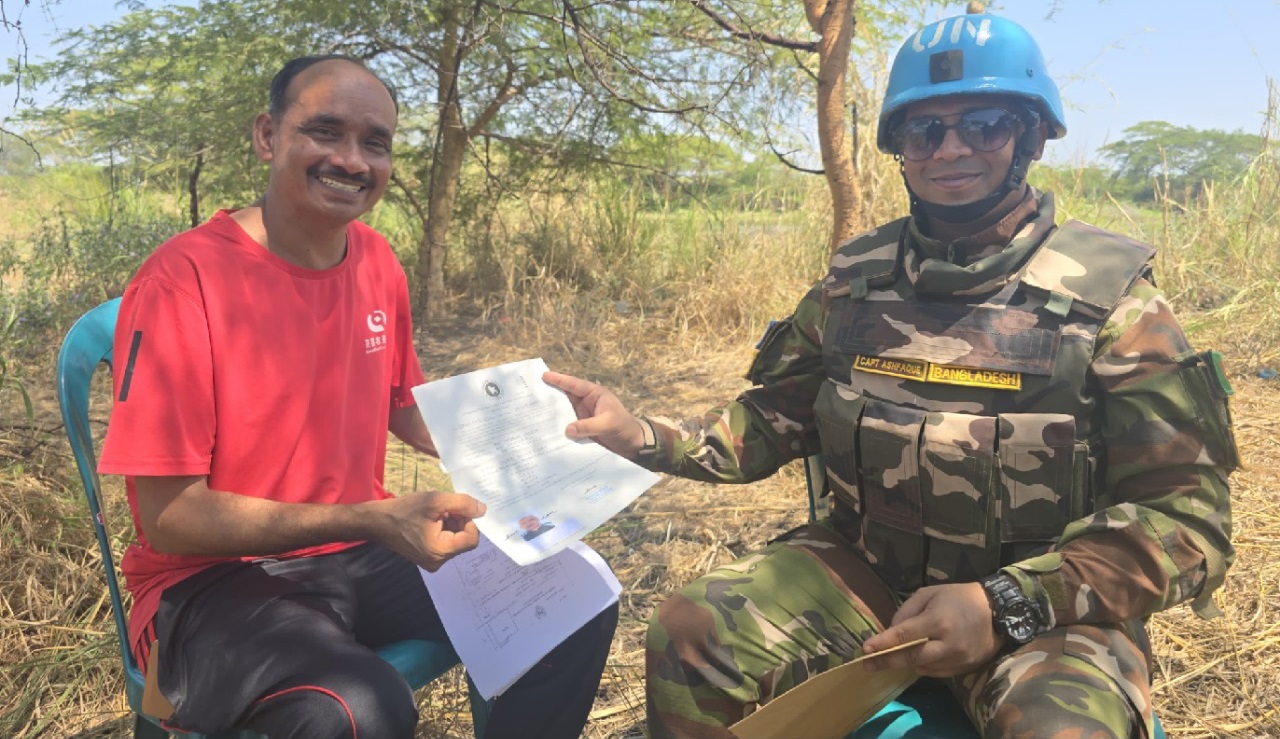 বাংলাদেশ সেনাবাহিনীর সহায়তায় দীর্ঘ ১৯ বছর পর সুদান থেকে দেশে