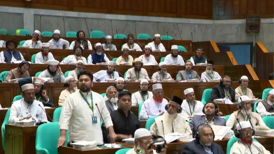 আমরা ফ্যাসিস্ট ও ফ্যাসিবাদের দোসর মুক্ত জাতীয় সংসদ চাই :  নাহিদ ইসলাম