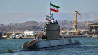 হরমুজ প্রণালি মুক্ত করতে সমুদ্রপৃষ্ঠে অভিযান যুক্তরাষ্ট্রের, পানির তলদেশে ইরানের চমক