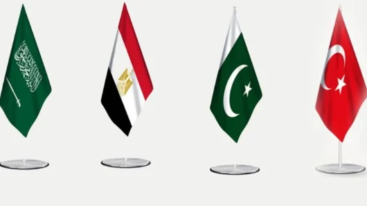 ইরান যুদ্ধ থামাতে একজোট হচ্ছে প্রভাবশালী ৪ মুসলিম দেশ