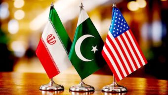 আব্বাস আরাঘচির সঙ্গে পাকিস্তানের পররাষ্ট্রমন্ত্রীর বৈঠক