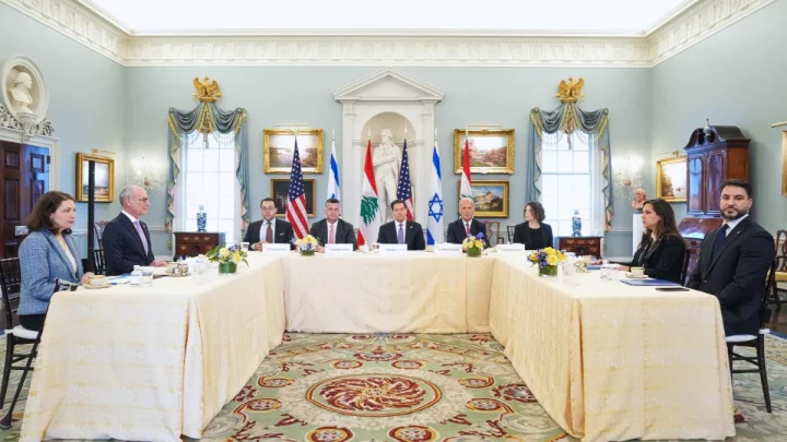 লেবানন-ইসরায়েলের নড়বড়ে যুদ্ধবিরতির মেয়াদ আরও এক মাস বাড়ানোর প্রস্তাব