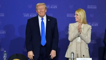 যুদ্ধের মধ্যেই এবার অ্যাটর্নি জেনারেলকে বরখাস্ত করলেন ট্রাম্প