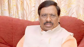 ভারতে পুত্রবধূকে গোমূত্র খাওয়ানোর অভিযোগে এমপি পরিবারের বিরুদ্ধে মামলা