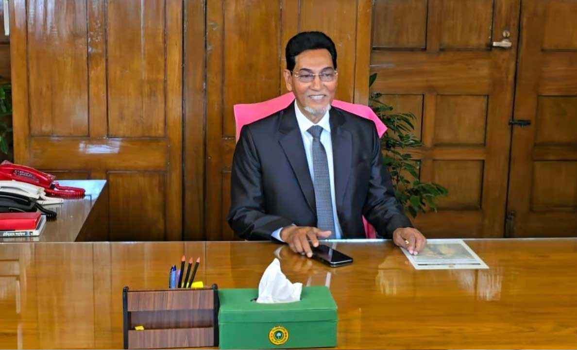 আগামী বছর থেকে বিদ্যুৎ বিক্রি করার জায়গা পাওয়া যাবে না: চিফ হুইপ